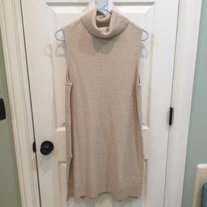 Cream/Tan Sleeveless Tunic Sweater